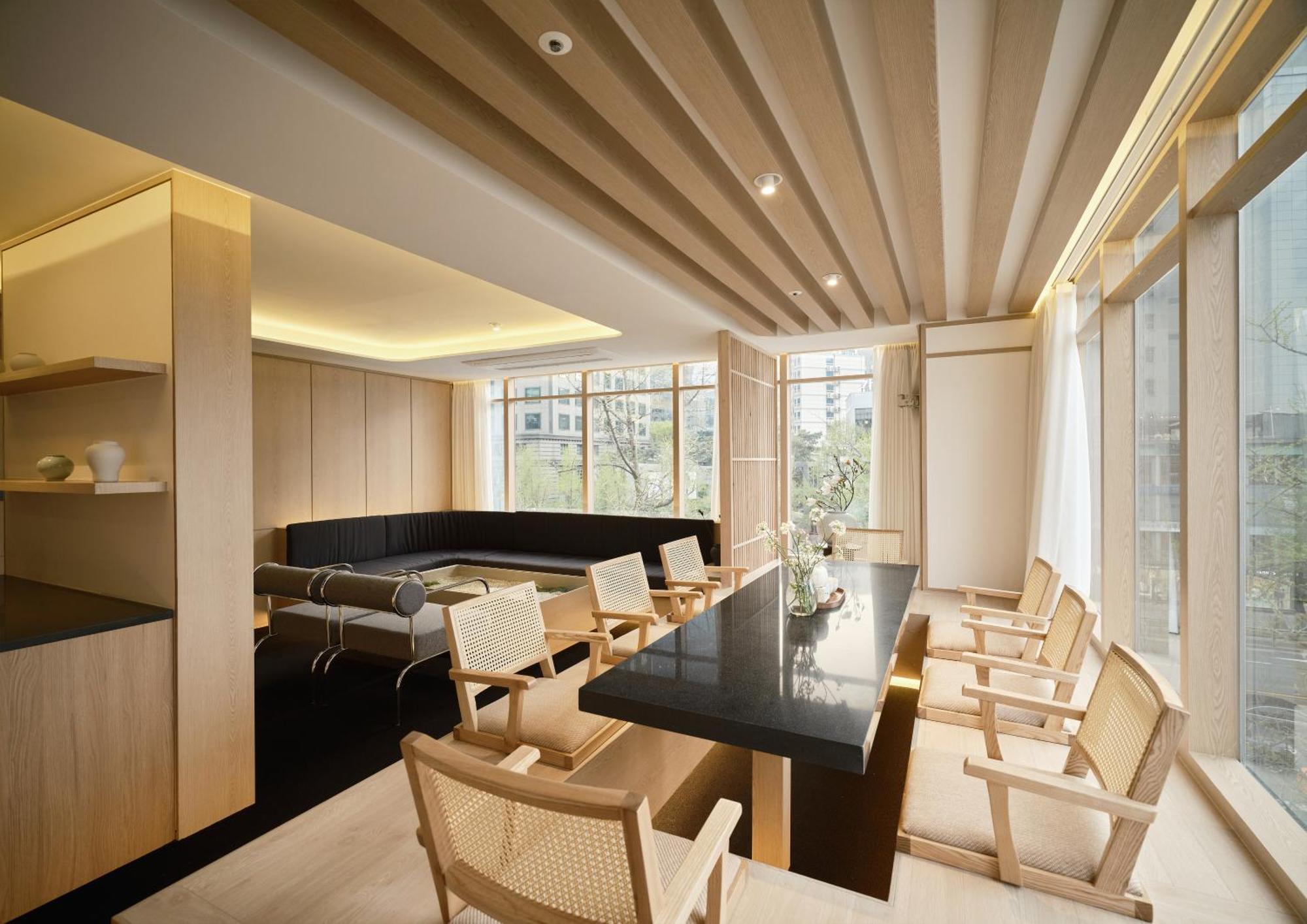 Uh Suite Seoul Deoksugung Экстерьер фото